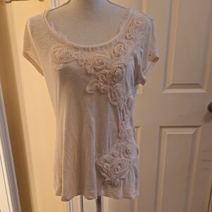 Chic Cream Floral Women's Short Sleeve Top